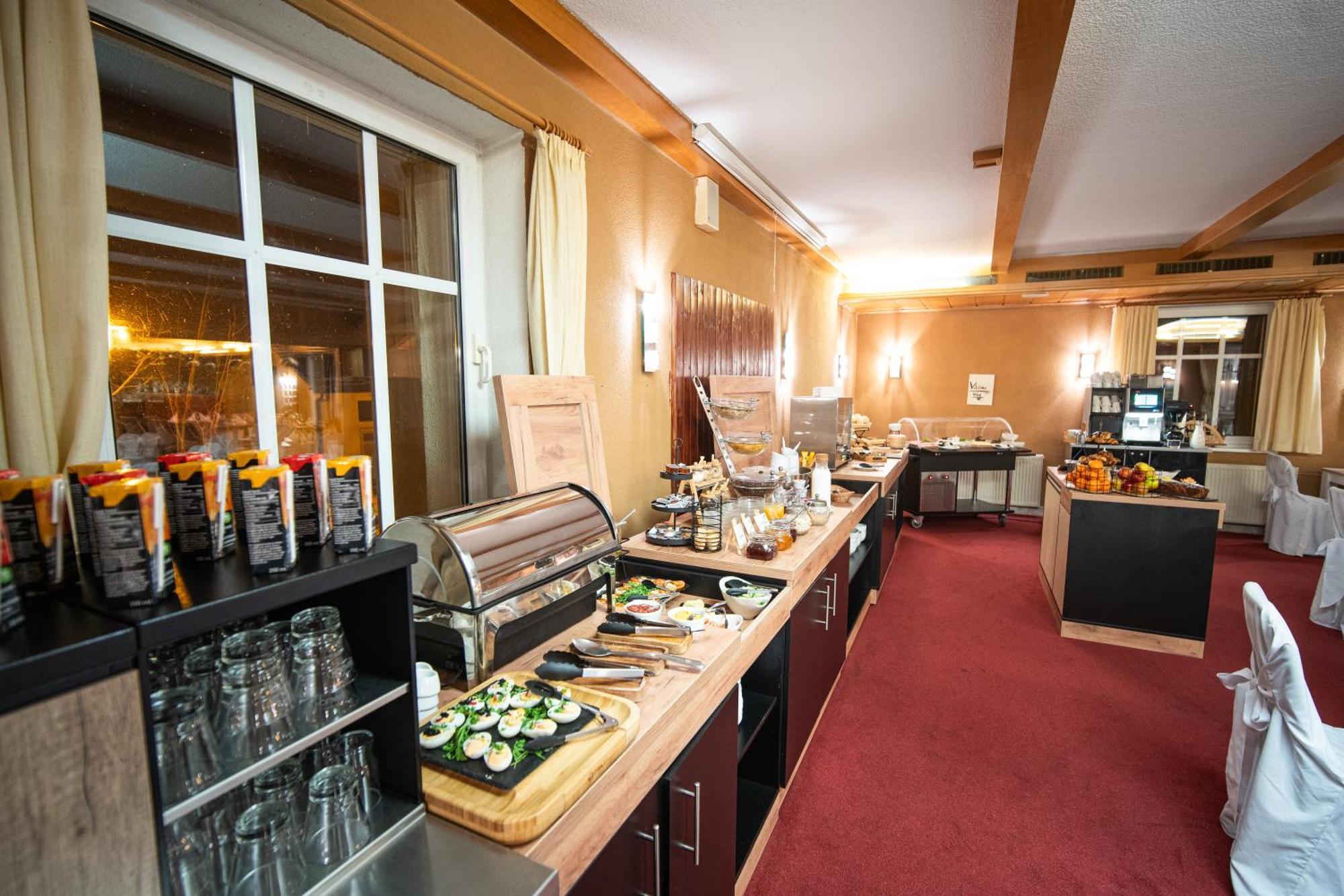 Berghotel Drei Brueder Hoehe Marienberg Ngoại thất bức ảnh