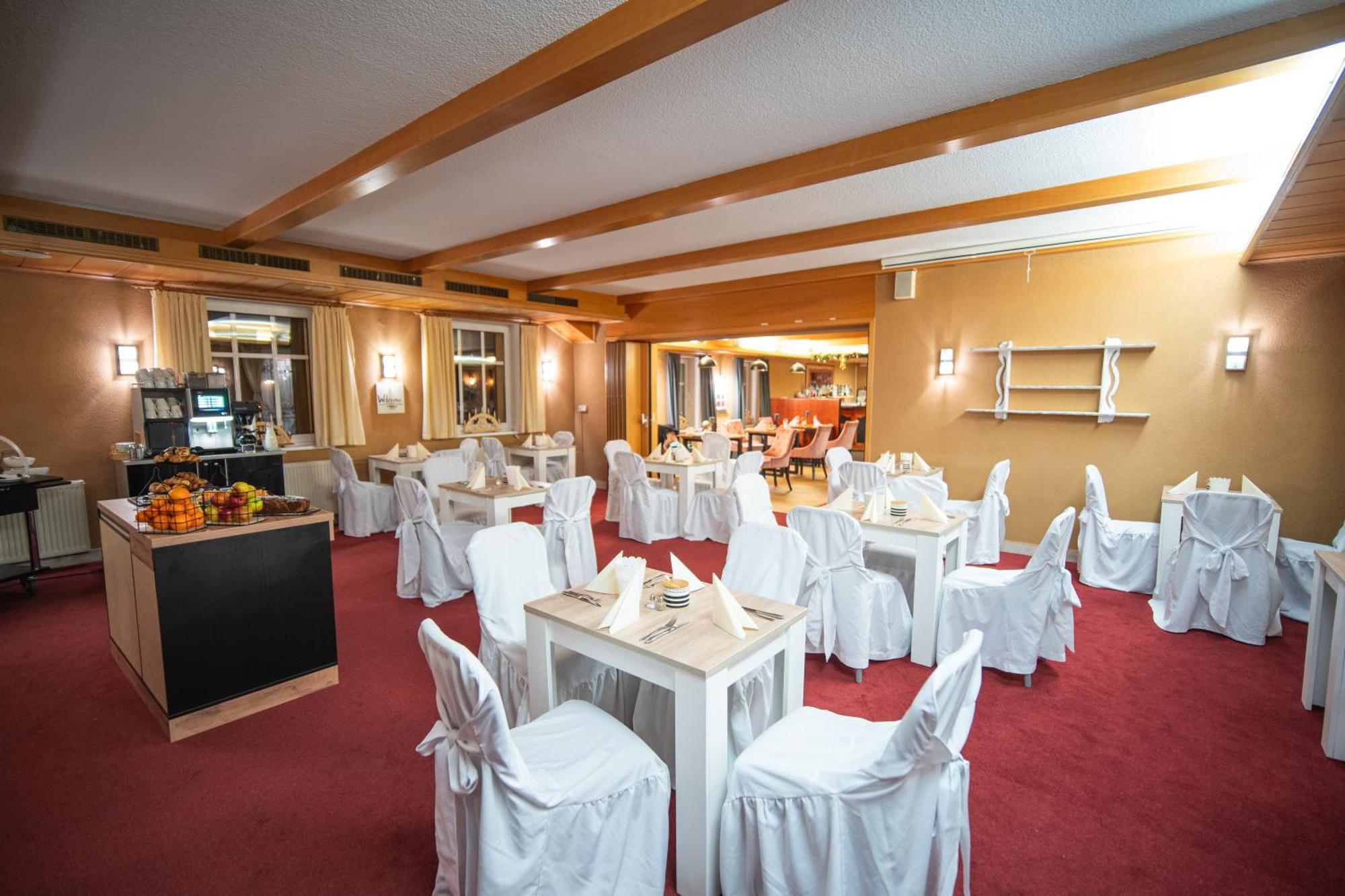 Berghotel Drei Brueder Hoehe Marienberg Ngoại thất bức ảnh